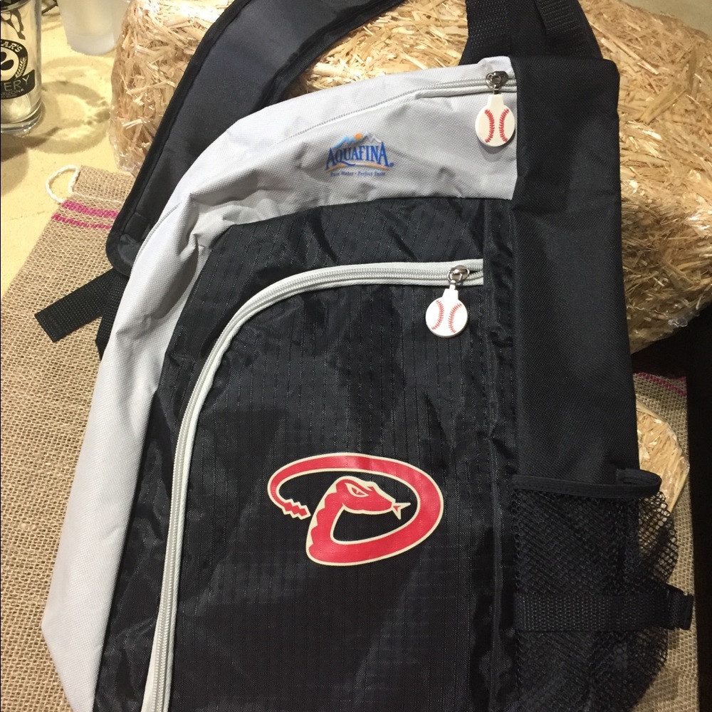 NWT Az Diamondback/Aquafina Sling Pack